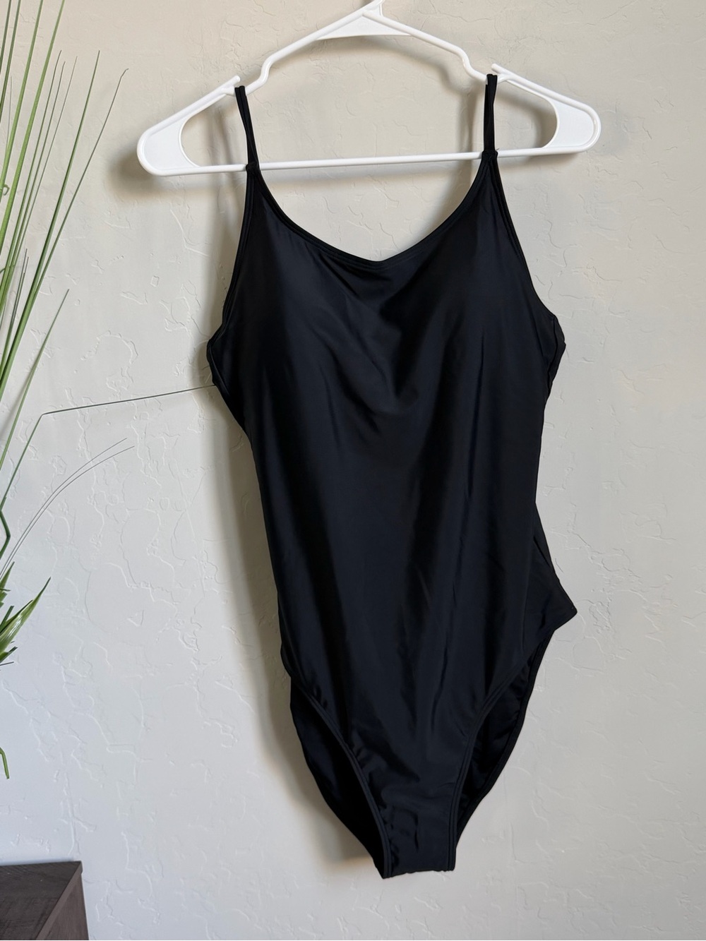 Quince Black One Piece Swimsuit Adjustable Straps NWT Size M
